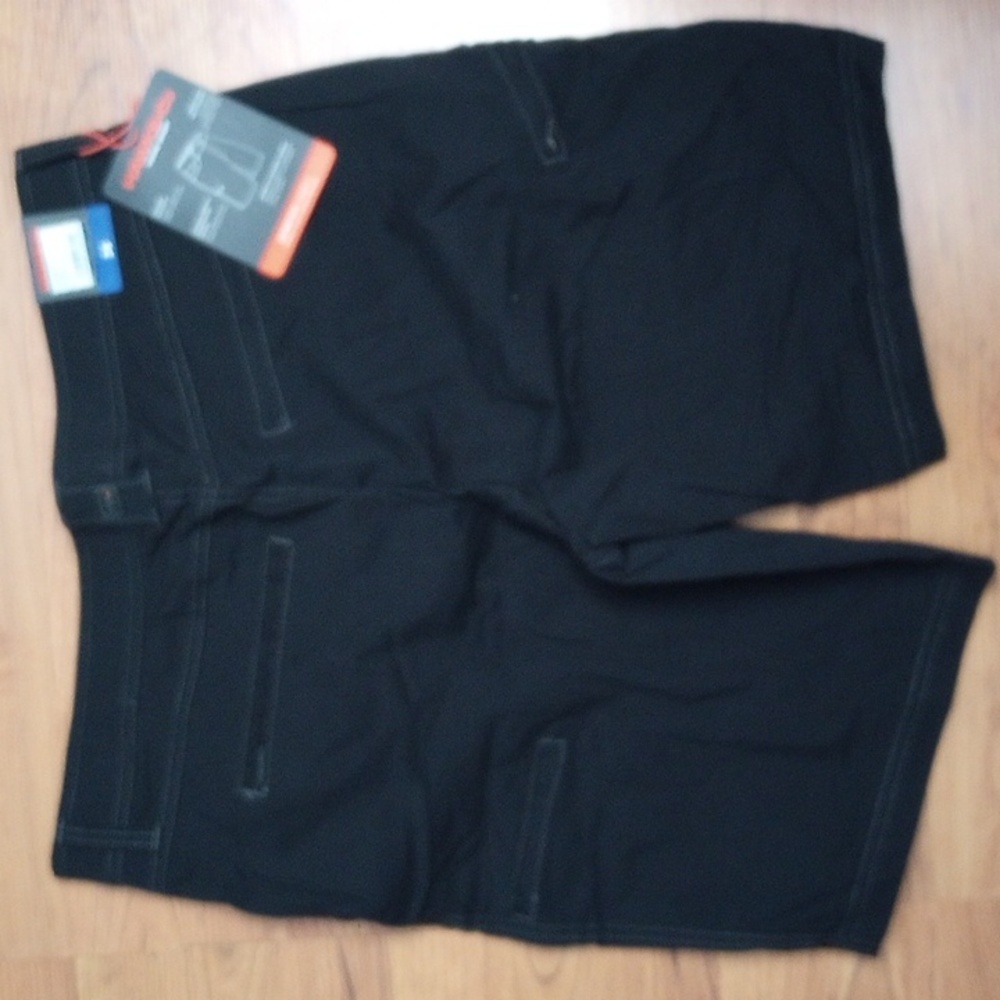 Hawke & Co Black Men's Shorts 36W NWT - Picture 4 of 4